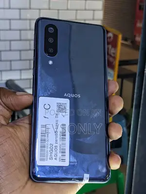 Sharp Aquos Zero 128 GB Blue