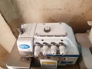 Overlock Industrial Sewing Machine
