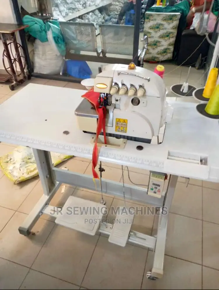 Overlock Machine With Computerized Motor