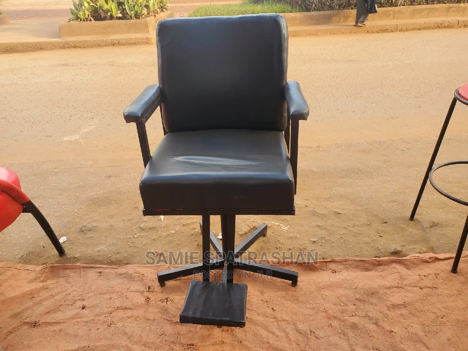 Barber Chair Black 1