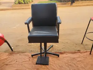 Barber Chair Black 1