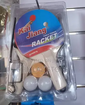 Table Tennis Racket With 3 Balls.