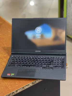 Laptop Lenovo Legion 5 16GB AMD Ryzen 5 HDD+SSD 256GB