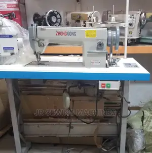 Straight Industrial Sewing Machine