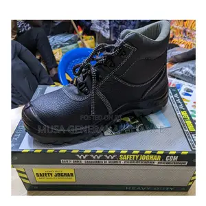 Boots 39 to 45