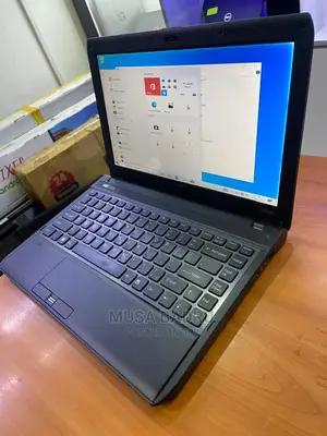 Laptop Sony VAIO E14135 4GB Intel Core I5 HDD+SSD 500GB