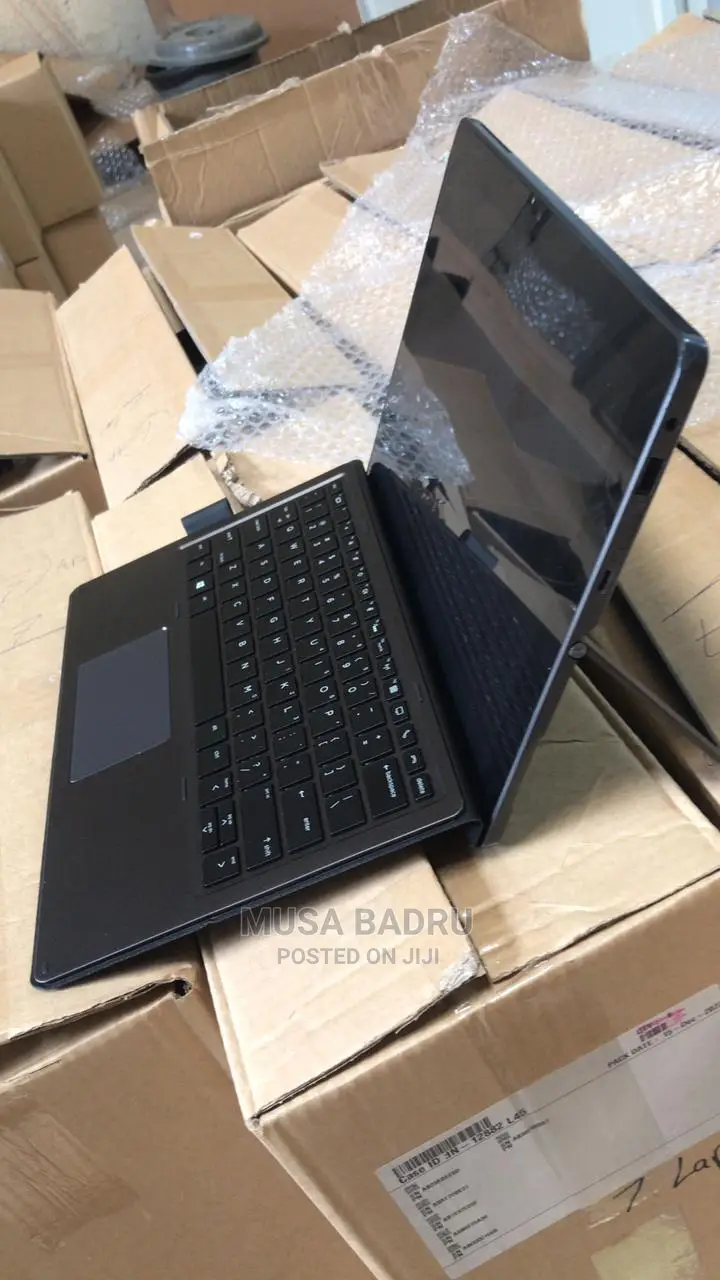 New Laptop HP Pro X2 612 G2 8GB Intel Core I5 SSD 256GB
