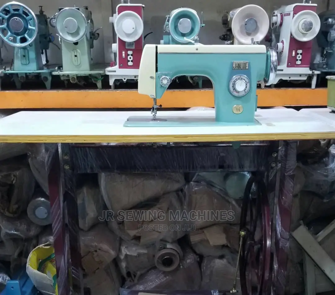 Janome Straight Sewing Machine With Original Stand