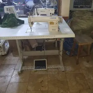 Jack Industrial Sewing Machine
