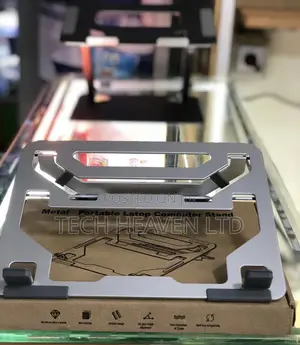 Strong Laptop Stand - Aluminum