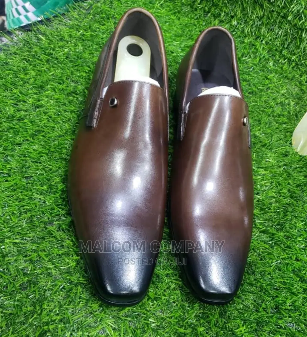 Men Shoes.