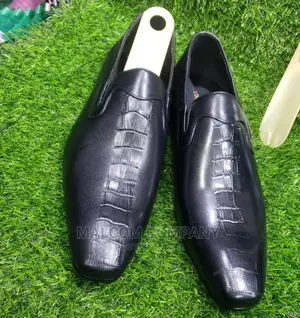 Men Shoes.