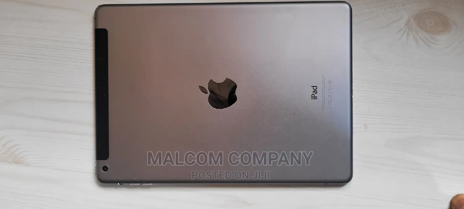 New Apple iPad Air 64 GB Silver