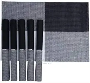 6 Pieces of Placemats Table Mats With a Runner – Black