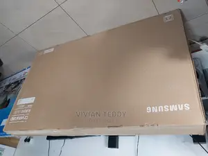 55" Superslim Led BU8000 Samsung