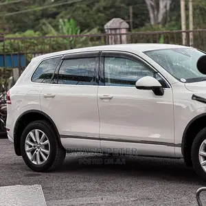 Volkswagen Touareg VR6 Executive 2012 White
