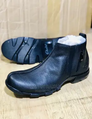 Original Clarks Leather Ankle Boots