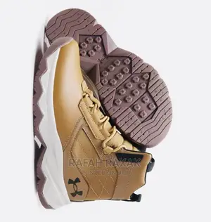 Original Under Armour Sneakers Boots