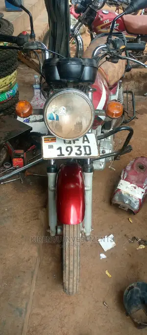 TVS Apache 180 RTR 2017 Red
