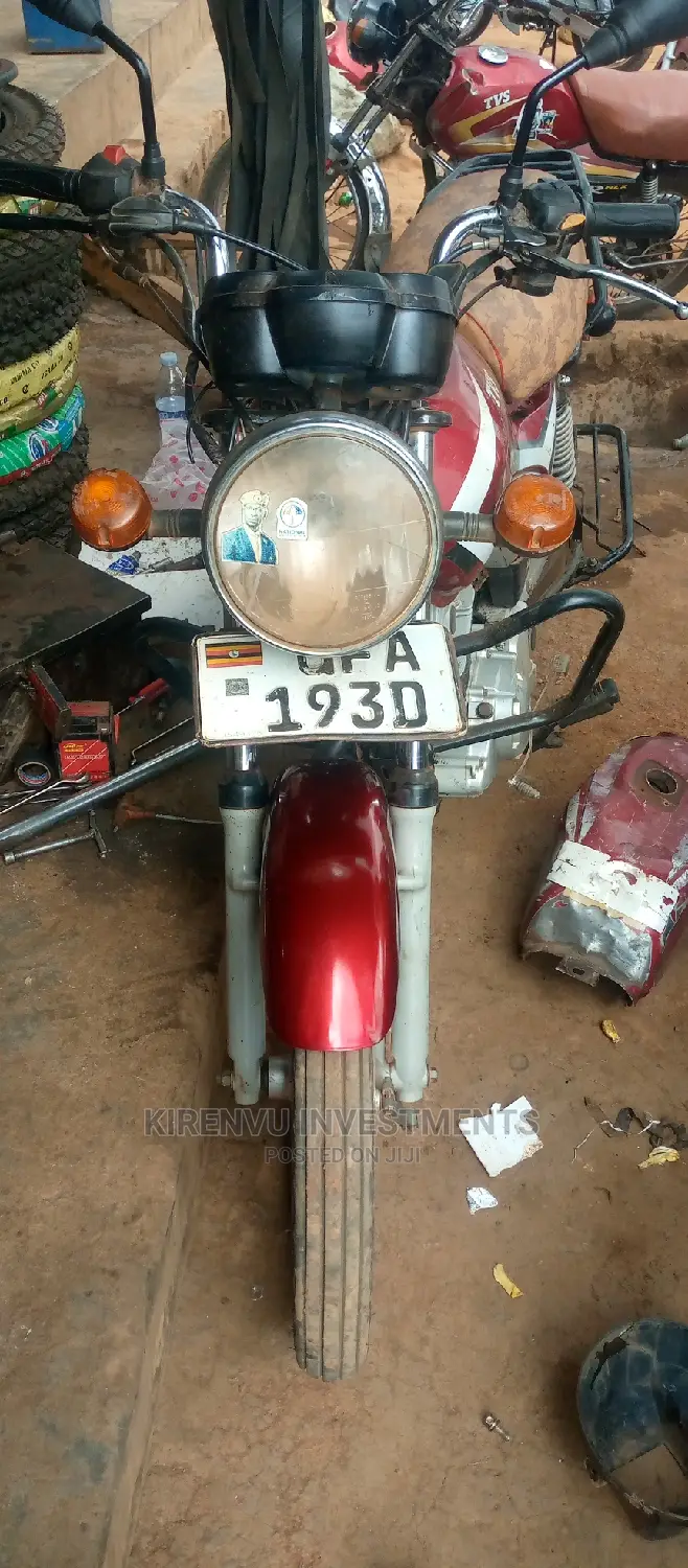 TVS Apache 180 RTR 2017 Red