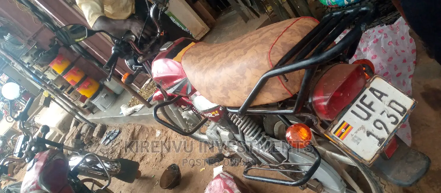 TVS Apache 180 RTR 2017 Red