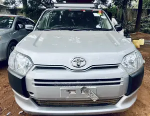 Toyota Succeed 2017 Gray
