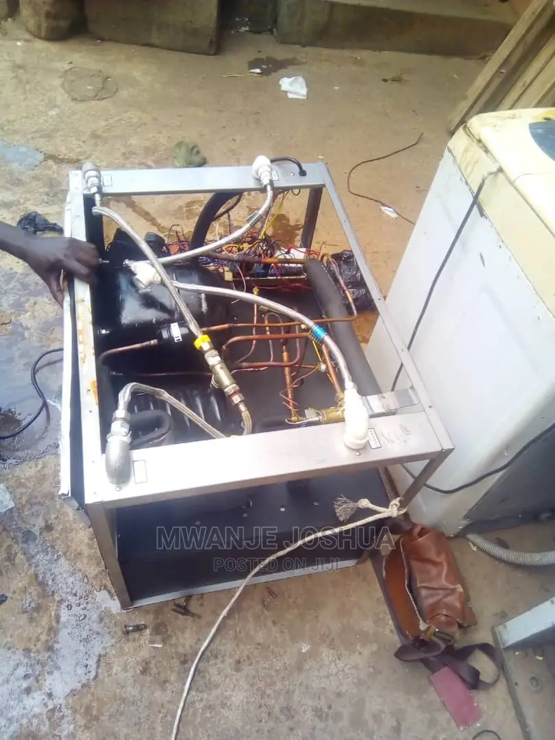 Ice Cube Machine Mechanic Available