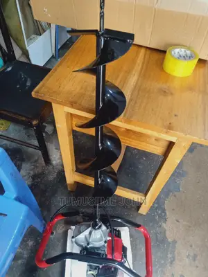 Earth Auger Drilling Machine