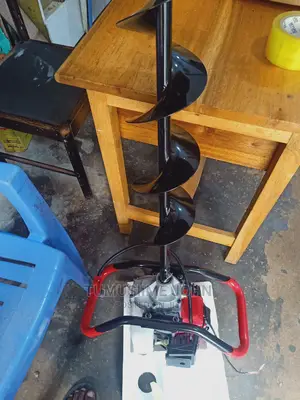Earth Auger Drilling Machine
