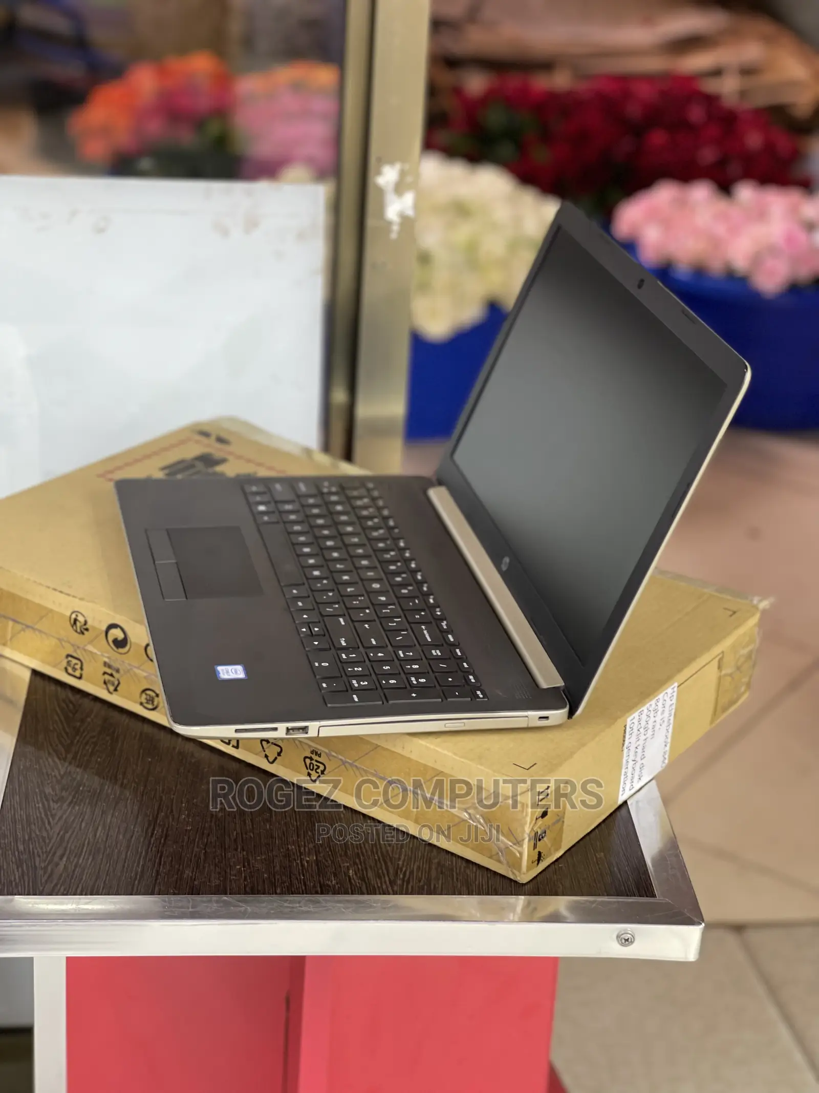 New Laptop HP 250 G6 8GB Intel Core I7 HDD 1T