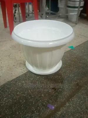 Round Flowerpot White,