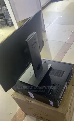 Desktop Computer Dell 8GB Intel Core I7 HDD 500GB