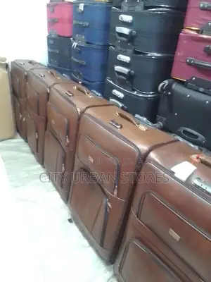 Yoayae Leather Suitcase