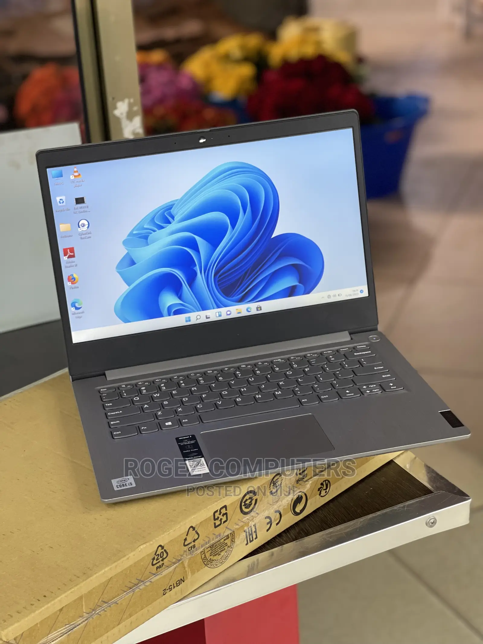 New Laptop Lenovo Ideapad 3 8GB Intel Core I5 SSD 256GB