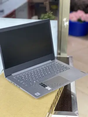 New Laptop Lenovo Ideapad 3 8GB Intel Core I5 SSD 256GB