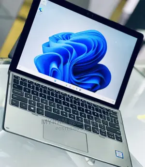 Masterful Technicians in Laptops Repairing