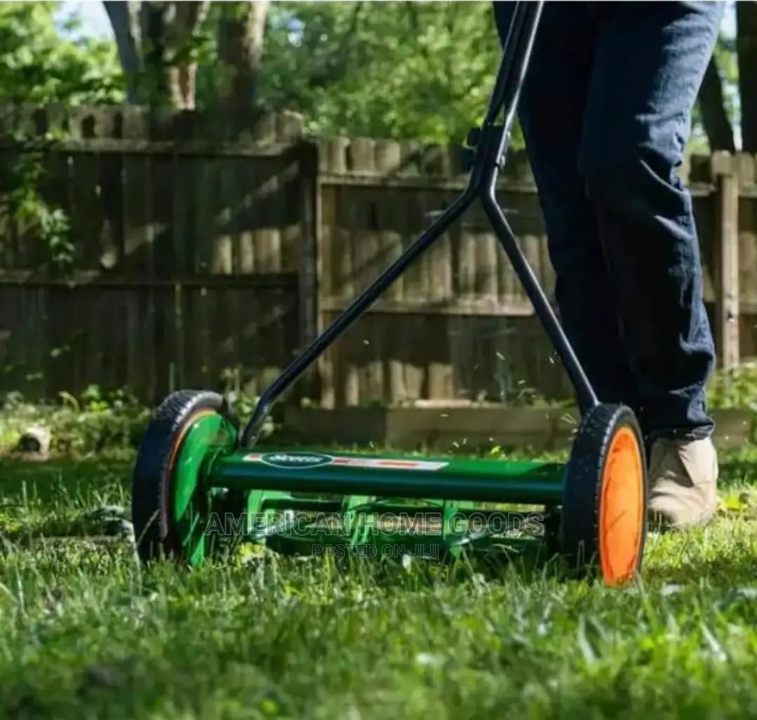 Scott's Reel Walk Behind Manual Push Mower.