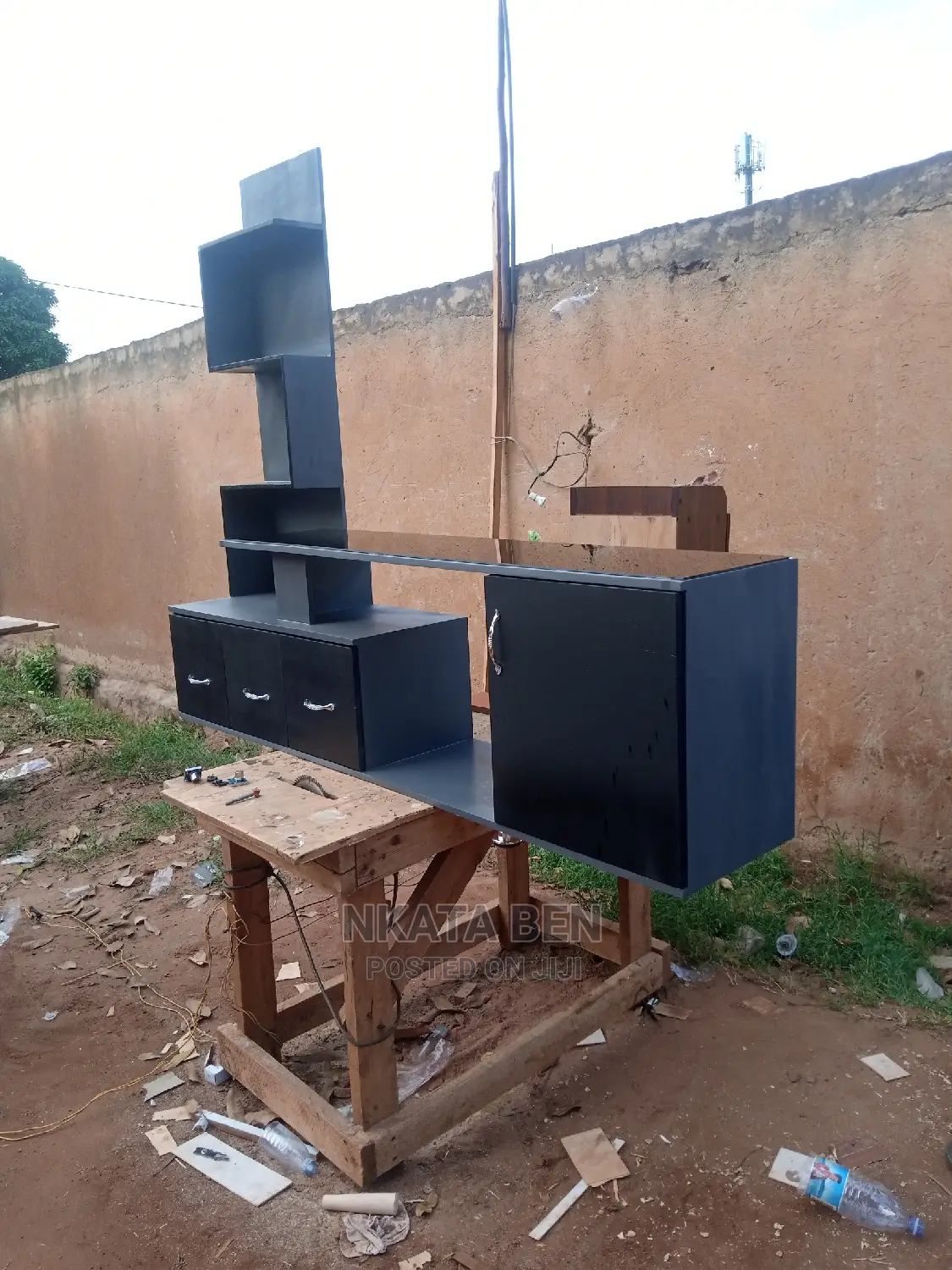 Tv Stand Black and Dark Grey