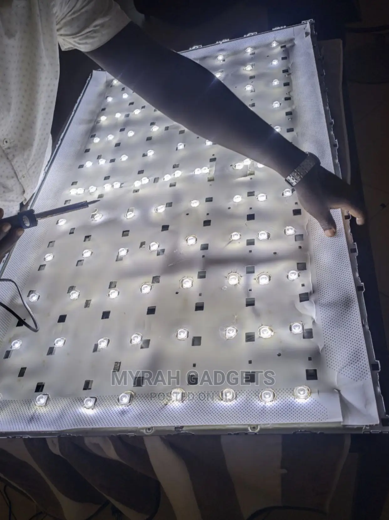 Best Competent Technicians Lg,Sony,Hisense TV Lights Repair