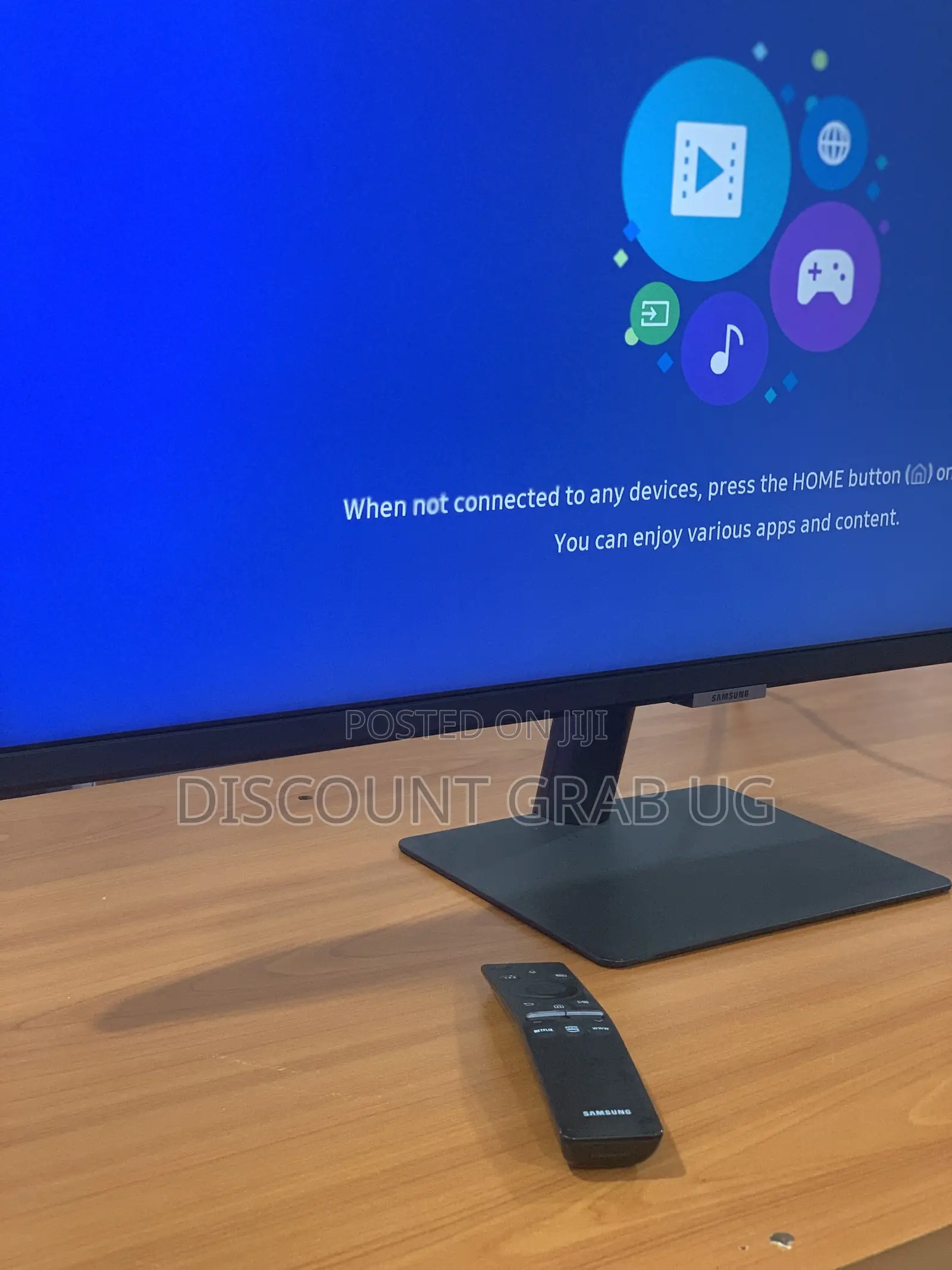 Samsung 32” Smart Monitor