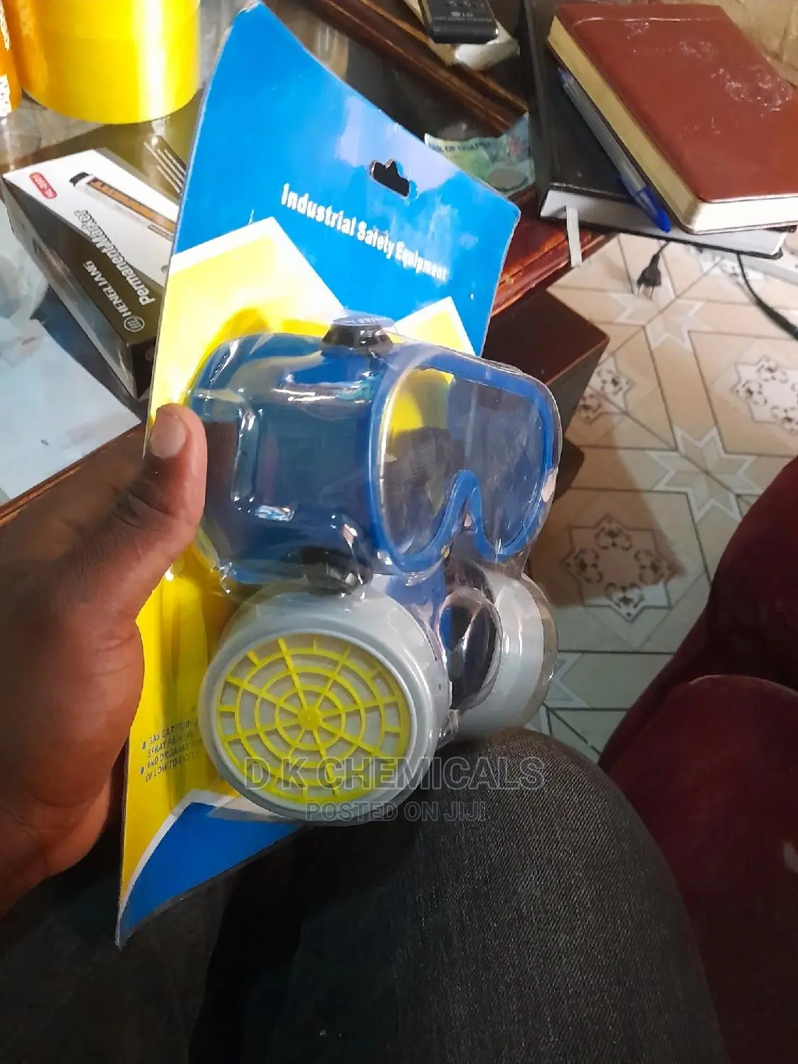 Mask With Googles 01