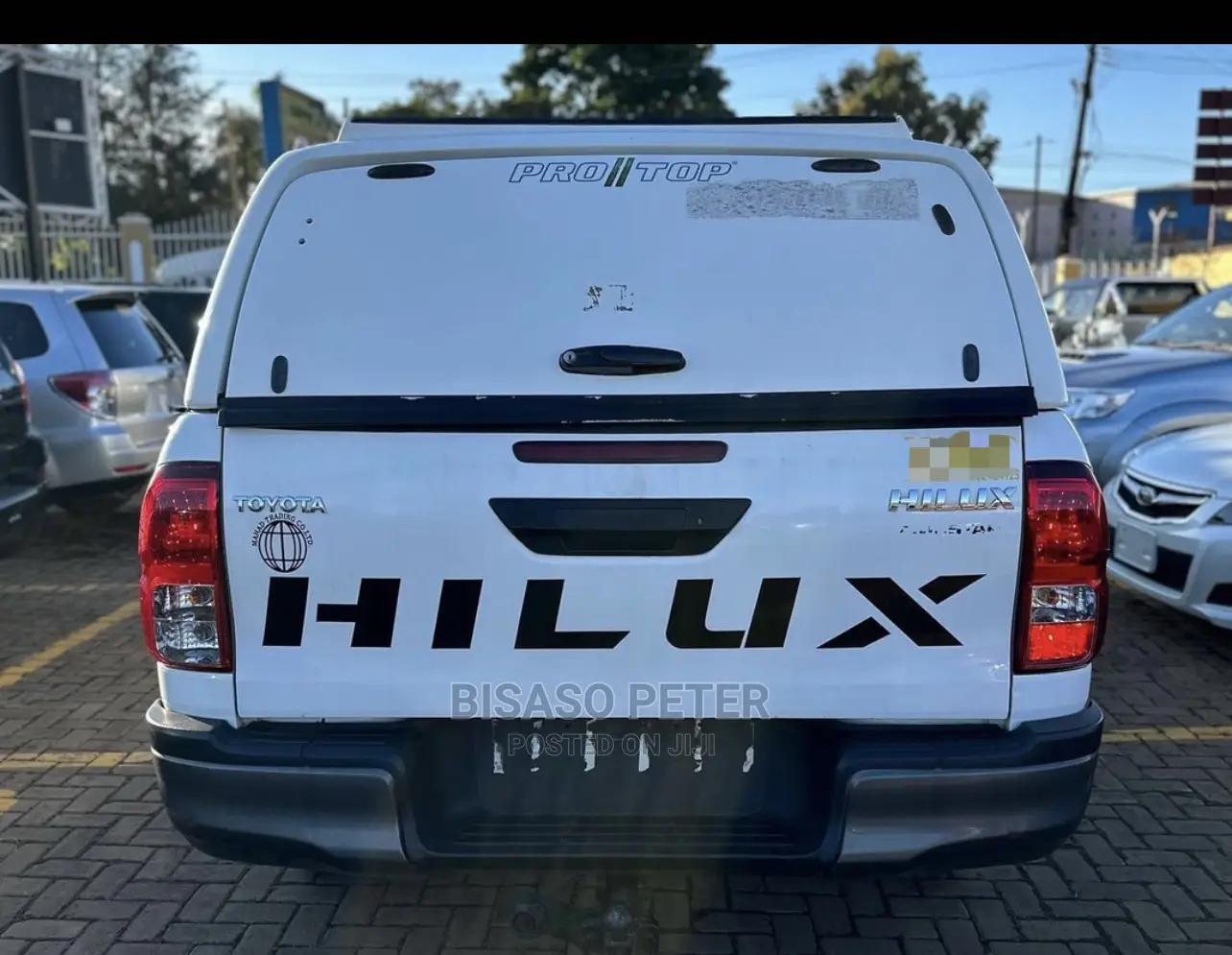 Toyota Hilux SR 4x4 2016 White