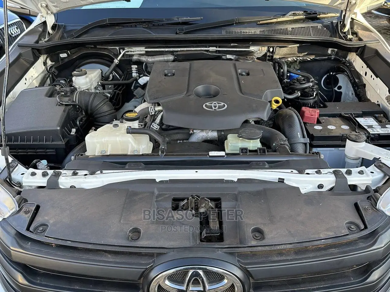 Toyota Hilux SR 4x4 2016 White