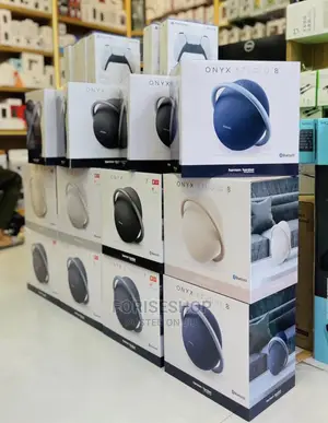ONYX STUDIO 8 Harman Kardon