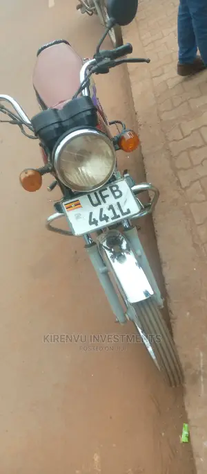 Bajaj Boxer 100 2017 Red