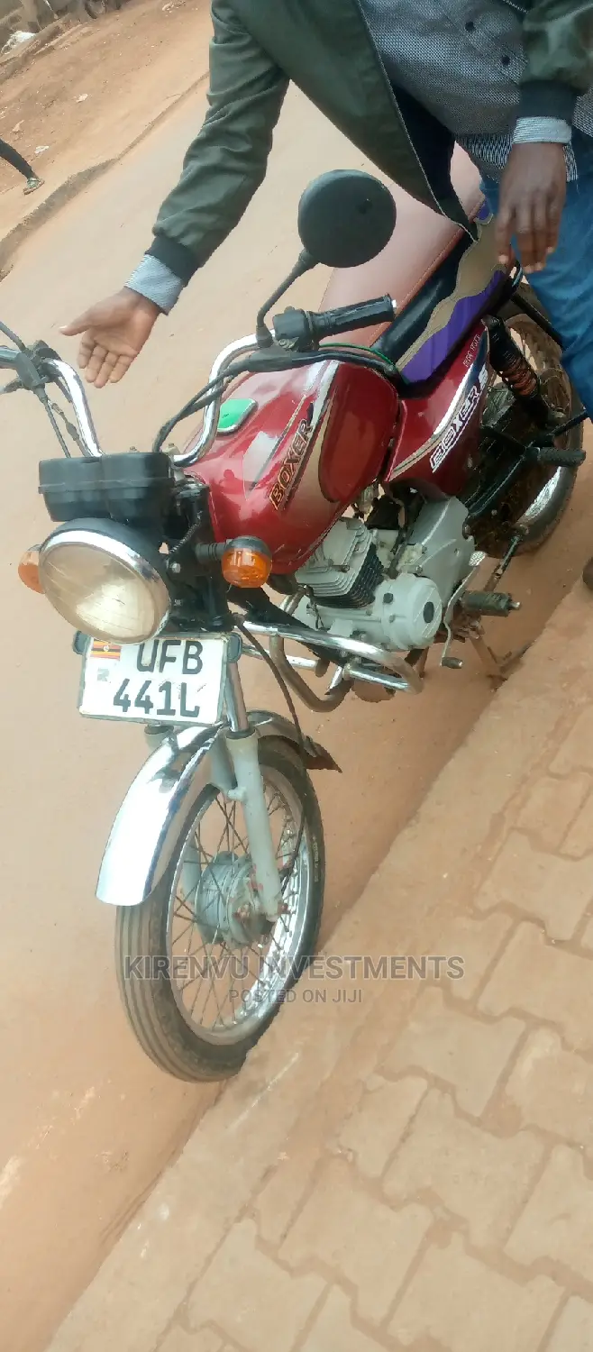 Bajaj Boxer 100 2017 Red