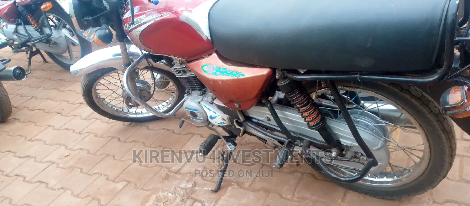 Bajaj Boxer 2016 Red