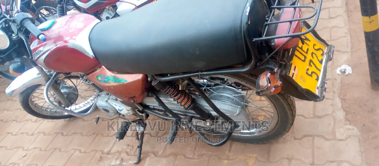 Bajaj Boxer 2016 Red