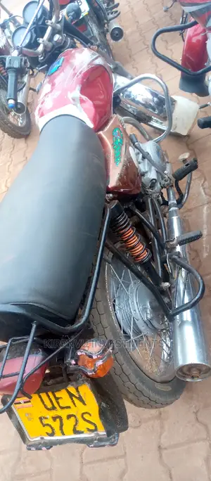 Bajaj Boxer 2016 Red
