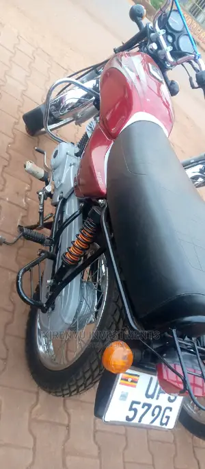Bajaj Boxer BM100ES 2018 Red